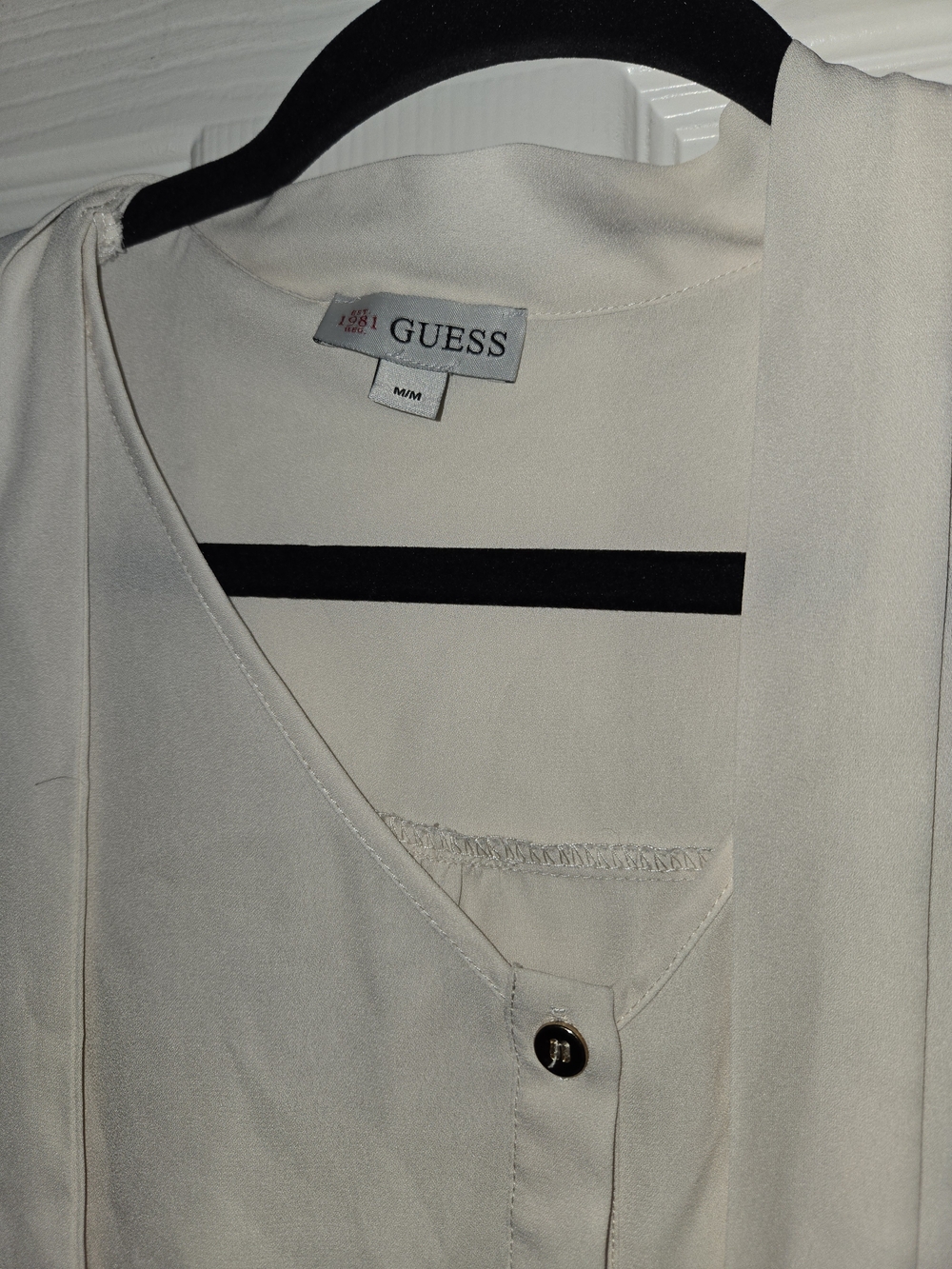 Guess Cream Button-Front Long Sleeve Blouse - Picture 2 of 3